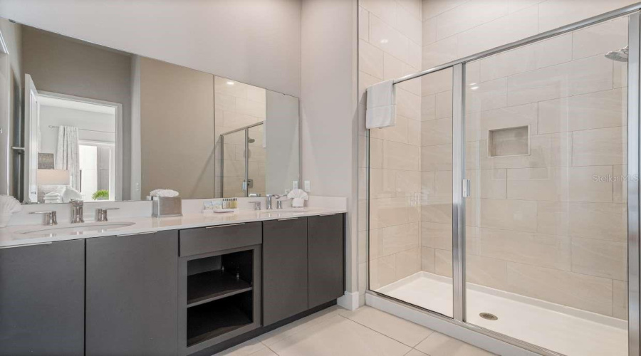 Reunion, Florida 34747, 5 Bedroom Bedrooms, ,4 Bathroombathrooms,Residential,For Sale,Sandy Ridge,0,Mfro6444302