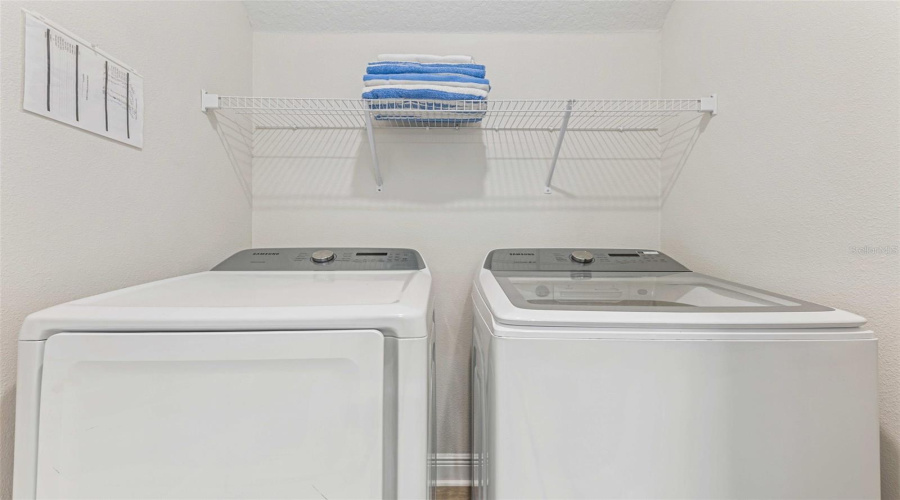 Kissimmee, Florida 34747, 5 Bedroom Bedrooms, ,4 Bathroombathrooms,Residential,For Sale,Southfield,0,Mfro6443787
