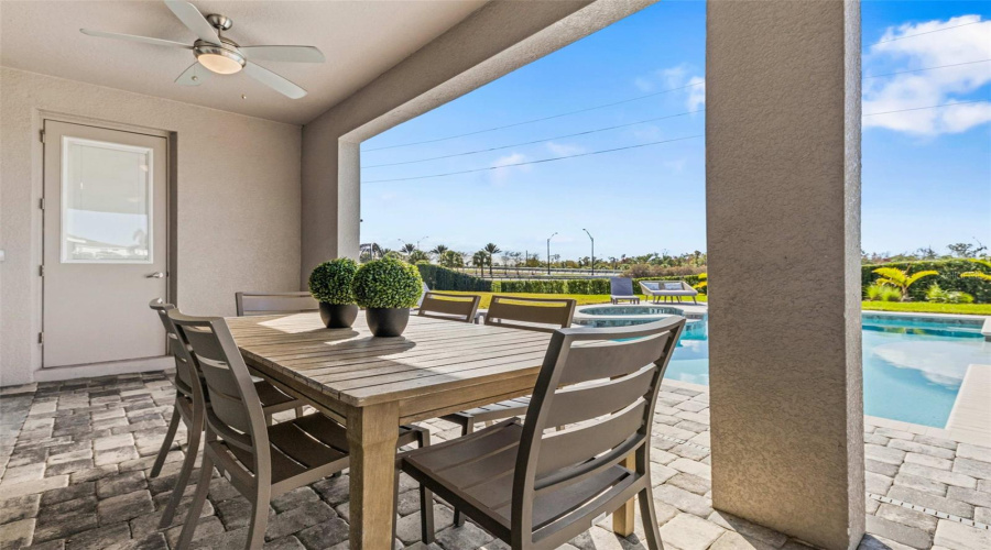 Kissimmee, Florida 34747, 5 Bedroom Bedrooms, ,4 Bathroombathrooms,Residential,For Sale,Southfield,0,Mfro6443787