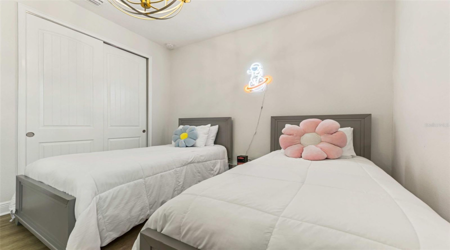 Kissimmee, Florida 34747, 5 Bedroom Bedrooms, ,4 Bathroombathrooms,Residential,For Sale,Southfield,0,Mfro6443787