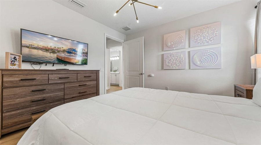 Kissimmee, Florida 34747, 5 Bedroom Bedrooms, ,4 Bathroombathrooms,Residential,For Sale,Southfield,0,Mfro6443787