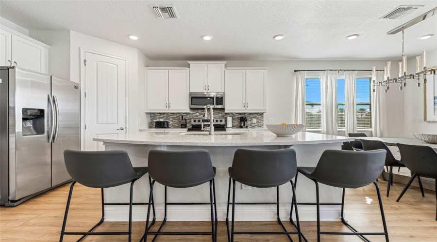 Kissimmee, Florida 34747, 5 Bedroom Bedrooms, ,4 Bathroombathrooms,Residential,For Sale,Southfield,0,Mfro6443787