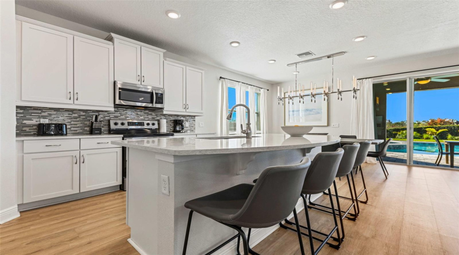 Kissimmee, Florida 34747, 5 Bedroom Bedrooms, ,4 Bathroombathrooms,Residential,For Sale,Southfield,0,Mfro6443787