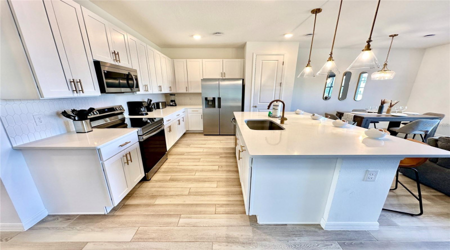 Davenport, Florida 33896, 3 Bedroom Bedrooms, ,2 Bathroombathrooms,Residential,For Sale,Plantation,0,Mfro6383887