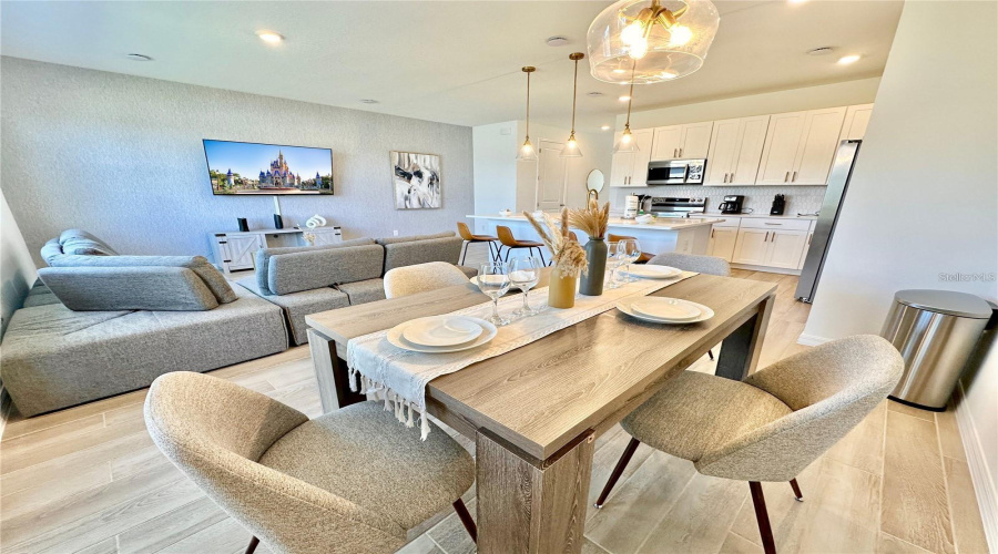 Davenport, Florida 33896, 3 Bedroom Bedrooms, ,2 Bathroombathrooms,Residential,For Sale,Plantation,0,Mfro6383887