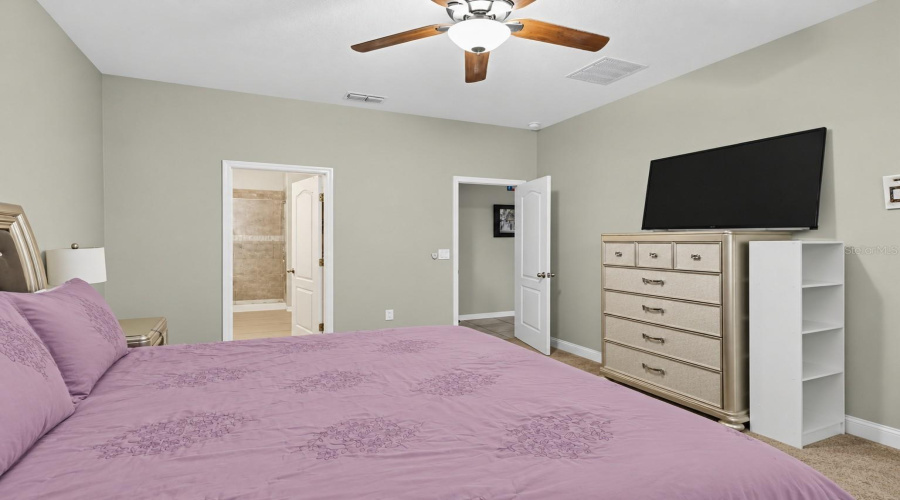 Davenport, Florida 33837, 4 Bedroom Bedrooms, ,2 Bathroombathrooms,Residential,For Sale,Lakeshore,0,Mfrtb8552067