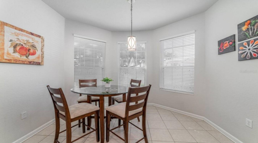 Kissimmee, Florida 34747, 5 Bedroom Bedrooms, ,5 Bathroombathrooms,Residential,For Sale,Teascone,0,Mfro6443467