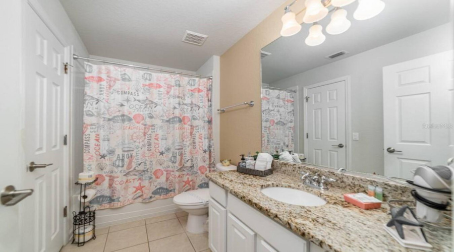 Kissimmee, Florida 34747, 5 Bedroom Bedrooms, ,5 Bathroombathrooms,Residential,For Sale,Teascone,0,Mfro6443467