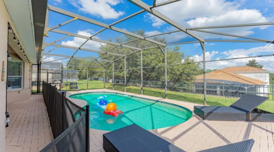 Kissimmee, Florida 34747, 5 Bedroom Bedrooms, ,5 Bathroombathrooms,Residential,For Sale,Teascone,0,Mfro6443467
