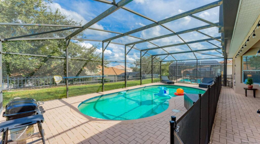 Kissimmee, Florida 34747, 5 Bedroom Bedrooms, ,5 Bathroombathrooms,Residential,For Sale,Teascone,0,Mfro6443467