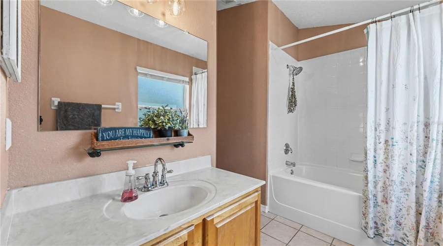 Davenport, Florida 33837, 3 Bedroom Bedrooms, ,2 Bathroombathrooms,Residential,For Sale,Windsor Estates Drive,0,Mfrl4965295