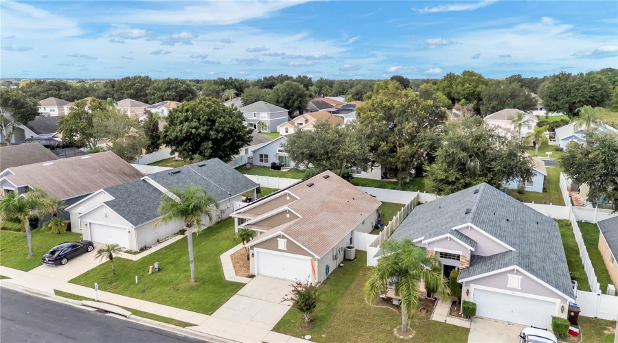 Davenport, Florida 33837, 3 Bedroom Bedrooms, ,2 Bathroombathrooms,Residential,For Sale,Windsor Estates Drive,0,Mfrl4965295