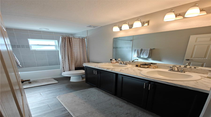 Davenport, Florida 33837, 3 Bedroom Bedrooms, ,2 Bathroombathrooms,Residential,For Sale,Matterhorn,0,Mfro6444715