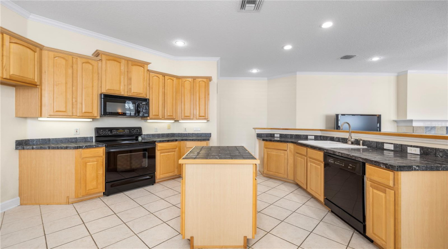 Celebration, Florida 34747, 4 Bedroom Bedrooms, ,3 Bathroombathrooms,Residential,For Sale,Spring Park,0,Mfrtb8551532