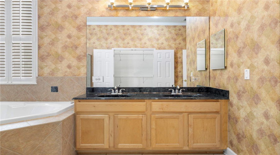 Celebration, Florida 34747, 4 Bedroom Bedrooms, ,3 Bathroombathrooms,Residential,For Sale,Spring Park,0,Mfrtb8551532