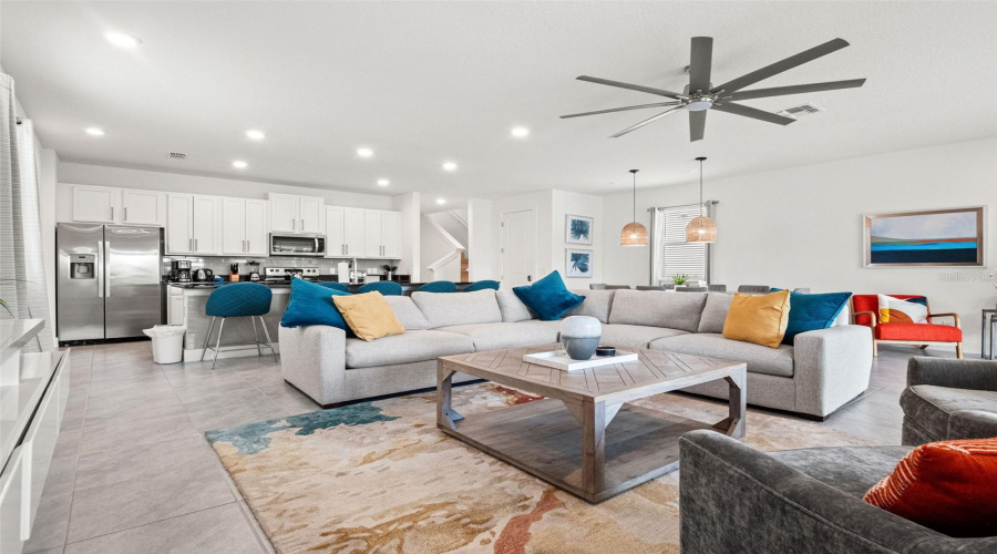 Kissimmee, Florida 34747, 4 Bedroom Bedrooms, ,3 Bathroombathrooms,Residential,For Sale,Titian,0,Mfro6444832