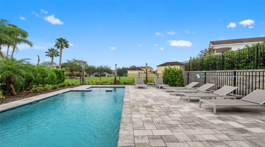 Kissimmee, Florida 34747, 4 Bedroom Bedrooms, ,3 Bathroombathrooms,Residential,For Sale,Titian,0,Mfro6444832