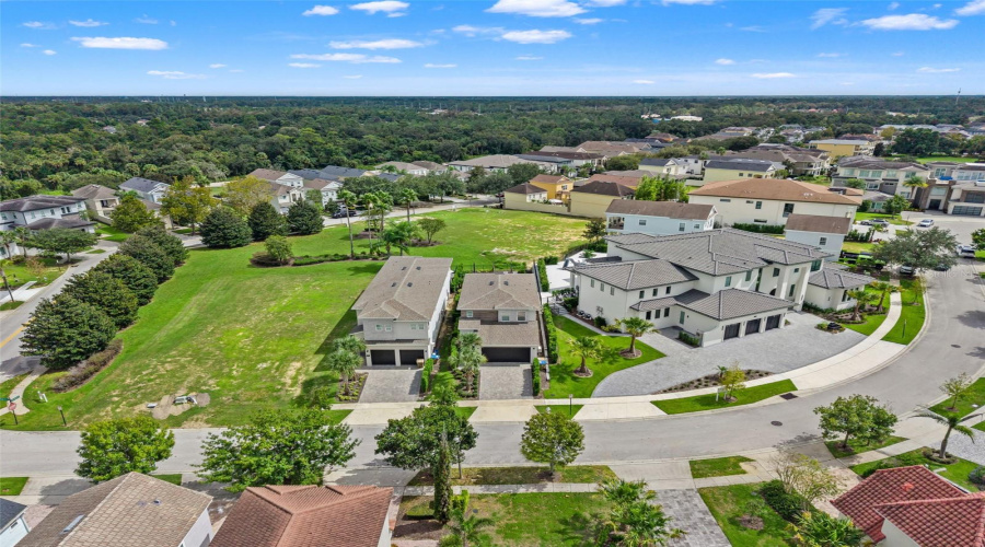 Kissimmee, Florida 34747, 4 Bedroom Bedrooms, ,3 Bathroombathrooms,Residential,For Sale,Titian,0,Mfro6444832
