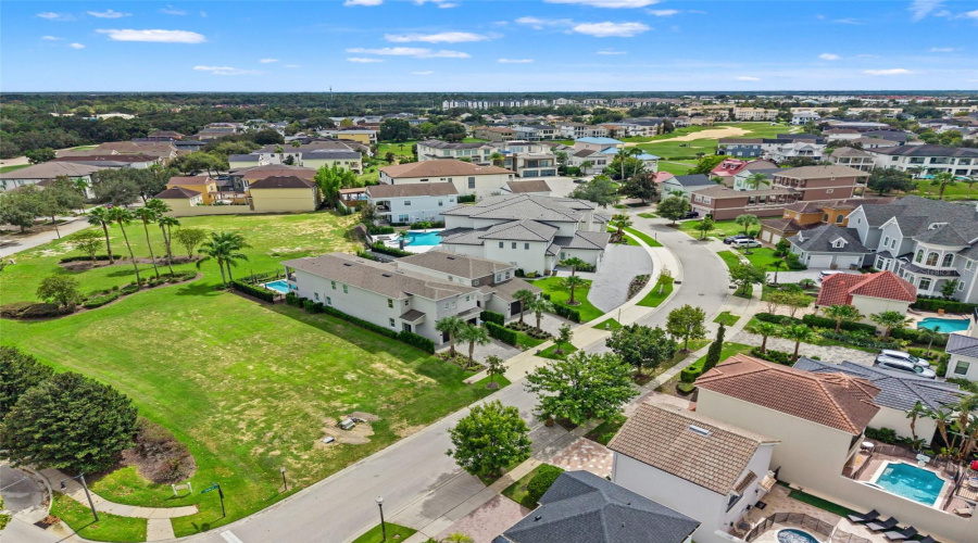 Kissimmee, Florida 34747, 4 Bedroom Bedrooms, ,3 Bathroombathrooms,Residential,For Sale,Titian,0,Mfro6444832