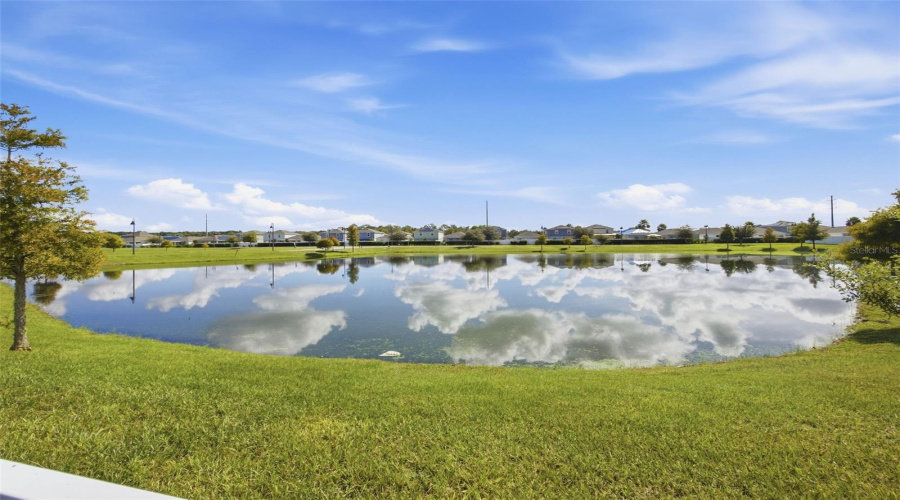 Davenport, Florida 33896, 4 Bedroom Bedrooms, ,3 Bathroombathrooms,Residential,For Sale,Siesta Vista,0,Mfrtb8552145