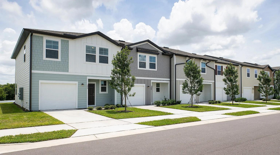 Davenport, Florida 33837, 3 Bedroom Bedrooms, ,2 Bathroombathrooms,Residential,For Sale,Spire,0,Mfro6444871