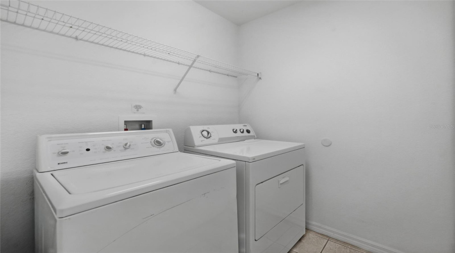 Davenport, Florida 33837, 5 Bedroom Bedrooms, ,3 Bathroombathrooms,Residential,For Sale,Cadiz,0,Mfro6444073