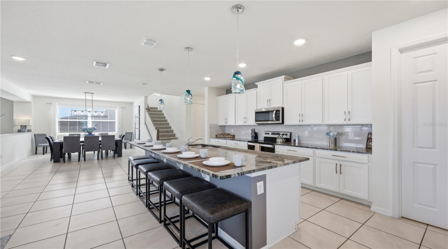 Kissimmee, Florida 34747, 9 Bedroom Bedrooms, ,6 Bathroombathrooms,Residential,For Sale,Tropical Haven,0,Mfro6441428
