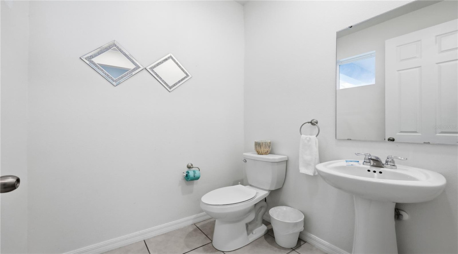 Kissimmee, Florida 34747, 9 Bedroom Bedrooms, ,6 Bathroombathrooms,Residential,For Sale,Tropical Haven,0,Mfro6441428