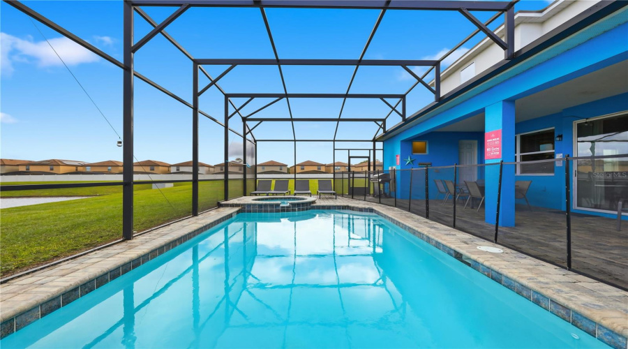 Kissimmee, Florida 34747, 9 Bedroom Bedrooms, ,6 Bathroombathrooms,Residential,For Sale,Tropical Haven,0,Mfro6441428