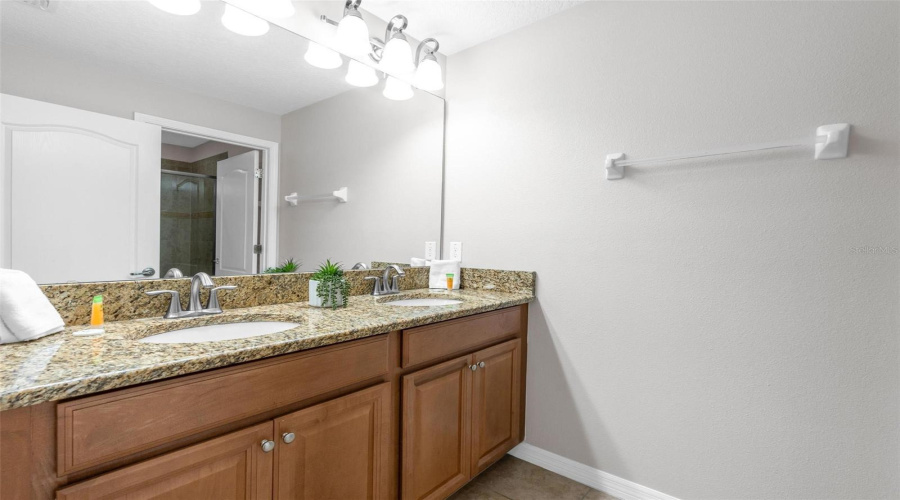 Kissimmee, Florida 34747, 4 Bedroom Bedrooms, ,3 Bathroombathrooms,Residential,For Sale,California Palm,0,Mfro6429230