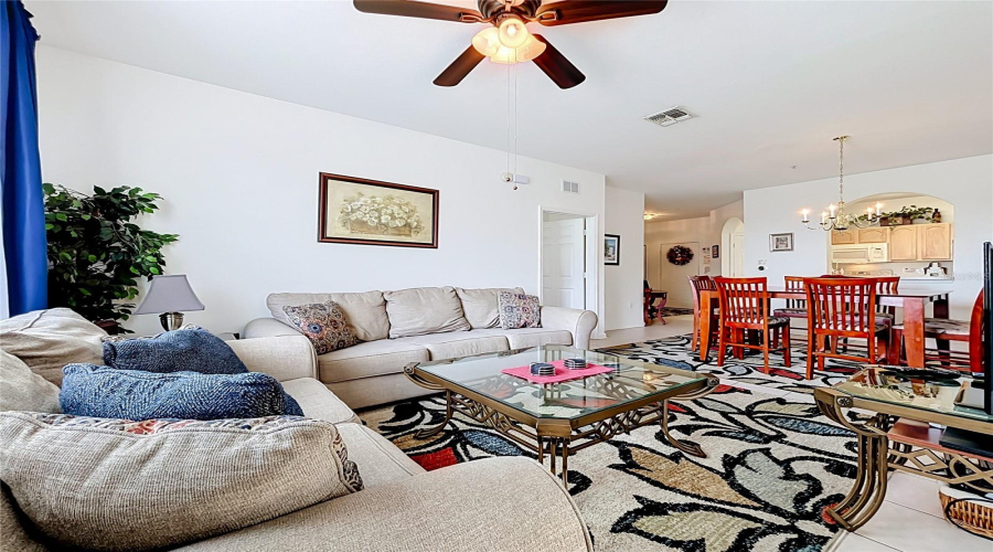 Kissimmee, Florida 34747, 3 Bedroom Bedrooms, ,2 Bathroombathrooms,Residential,For Sale,Comrow,0,Mfro6444984