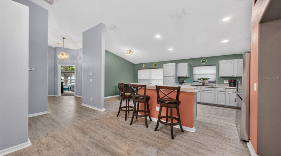 Kissimmee, Florida 34747, 5 Bedroom Bedrooms, ,4 Bathroombathrooms,Residential,For Sale,Oneida,0,Mfro6443443