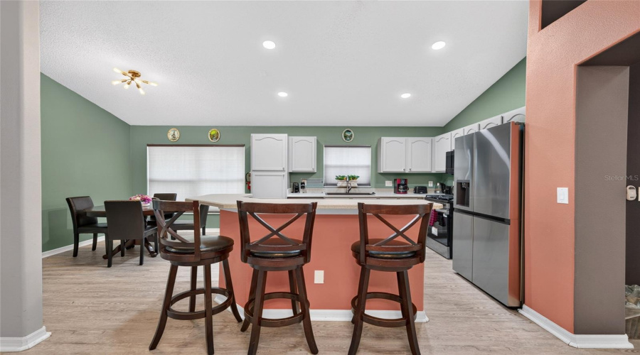 Kissimmee, Florida 34747, 5 Bedroom Bedrooms, ,4 Bathroombathrooms,Residential,For Sale,Oneida,0,Mfro6443443