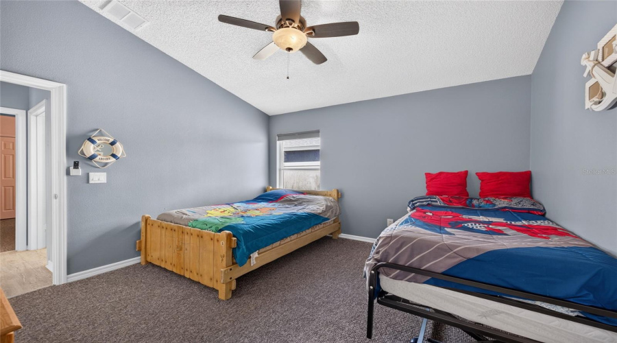 Kissimmee, Florida 34747, 5 Bedroom Bedrooms, ,4 Bathroombathrooms,Residential,For Sale,Oneida,0,Mfro6443443