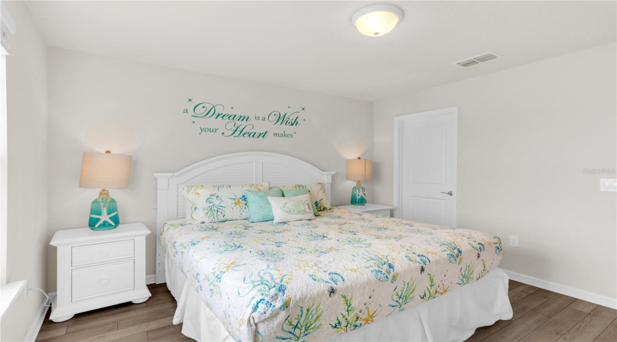 Davenport, Florida 33897, 6 Bedroom Bedrooms, ,4 Bathroombathrooms,Residential,For Sale,Kona,0,Mfro6444064