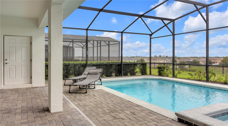 Davenport, Florida 33897, 6 Bedroom Bedrooms, ,4 Bathroombathrooms,Residential,For Sale,Kona,0,Mfro6444064