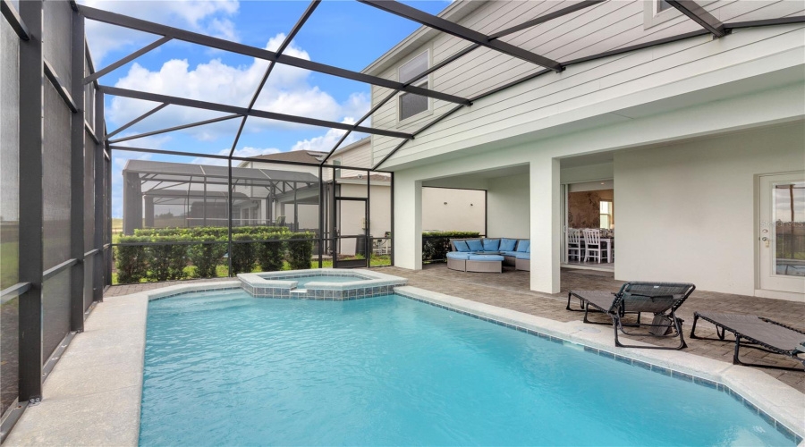 Davenport, Florida 33897, 6 Bedroom Bedrooms, ,4 Bathroombathrooms,Residential,For Sale,Kona,0,Mfro6444064