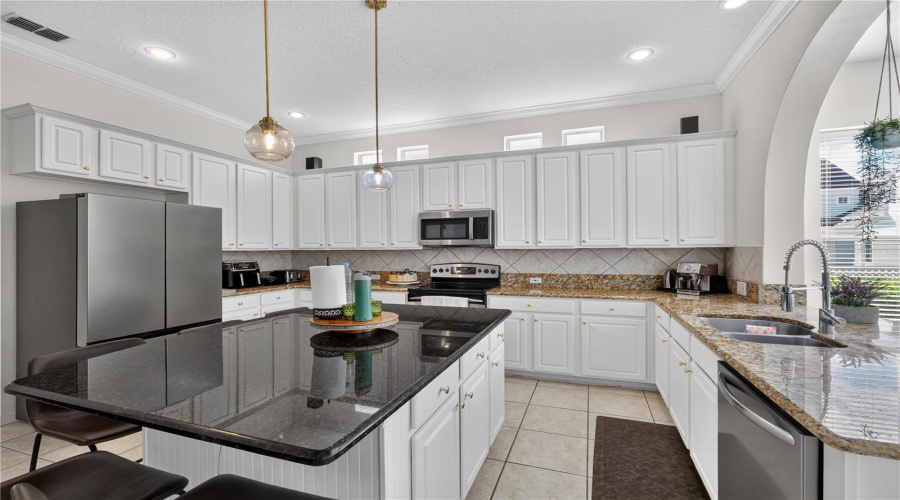 Celebration, Florida 34747, 4 Bedroom Bedrooms, ,4 Bathroombathrooms,Residential,For Sale,Waterside,0,Mfrs5158331
