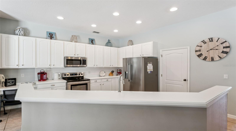 Davenport, Florida 33897, 5 Bedroom Bedrooms, ,3 Bathroombathrooms,Residential,For Sale,Northampton,0,Mfrs5150621