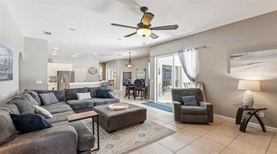 Davenport, Florida 33897, 5 Bedroom Bedrooms, ,3 Bathroombathrooms,Residential,For Sale,Northampton,0,Mfrs5150621