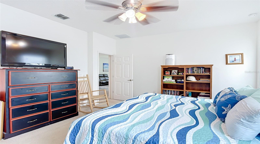 Davenport, Florida 33837, 4 Bedroom Bedrooms, ,2 Bathroombathrooms,Residential,For Sale,Segovia,0,Mfrg5117555