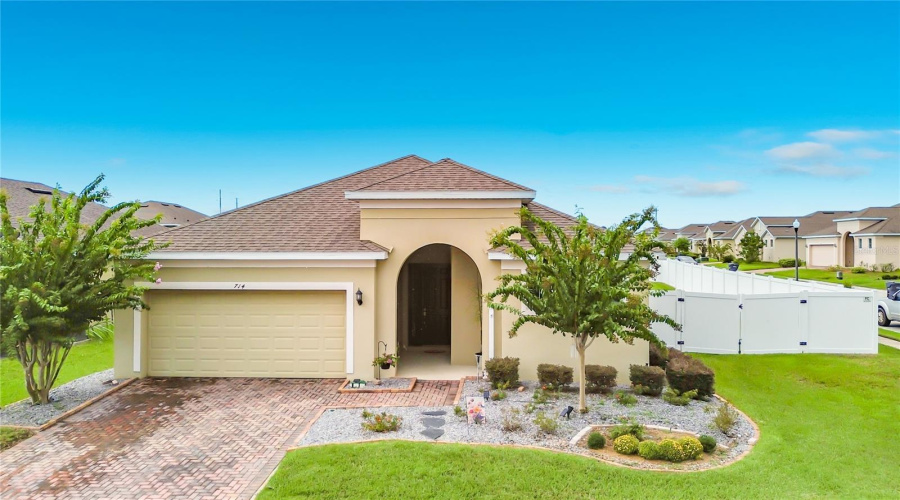 Davenport, Florida 33837, 4 Bedroom Bedrooms, ,2 Bathroombathrooms,Residential,For Sale,Segovia,0,Mfrg5117555