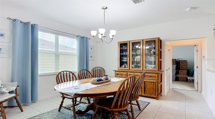 Davenport, Florida 33837, 4 Bedroom Bedrooms, ,2 Bathroombathrooms,Residential,For Sale,Segovia,0,Mfrg5117555