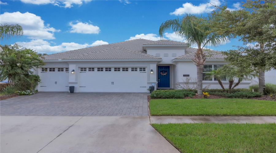 Davenport, Florida 33896, 4 Bedroom Bedrooms, ,3 Bathroombathrooms,Residential,For Sale,Olympic Club,0,Mfro6443477