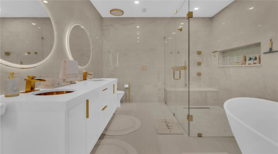 Davenport, Florida 33896, 4 Bedroom Bedrooms, ,3 Bathroombathrooms,Residential,For Sale,Olympic Club,0,Mfro6443477