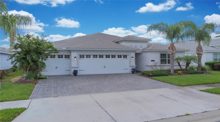 Davenport, Florida 33896, 4 Bedroom Bedrooms, ,3 Bathroombathrooms,Residential,For Sale,Olympic Club,0,Mfro6443477