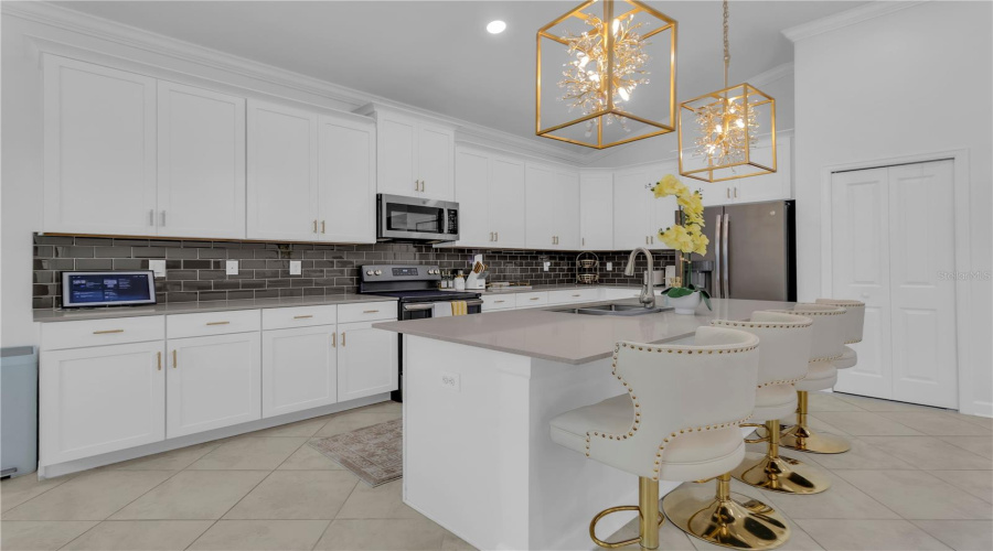 Davenport, Florida 33896, 4 Bedroom Bedrooms, ,3 Bathroombathrooms,Residential,For Sale,Olympic Club,0,Mfro6443477