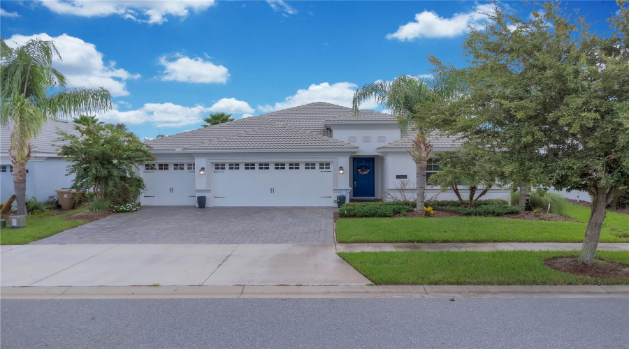 Davenport, Florida 33896, 4 Bedroom Bedrooms, ,3 Bathroombathrooms,Residential,For Sale,Olympic Club,0,Mfro6443477
