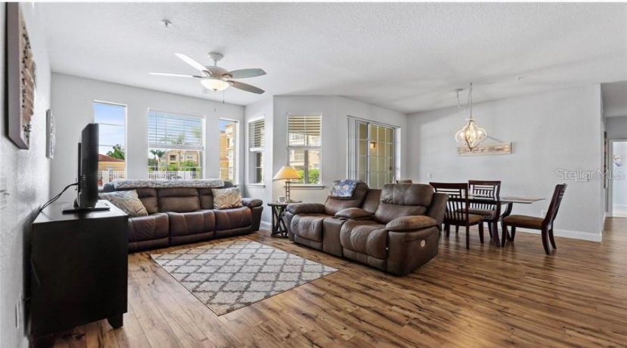 Davenport, Florida 33896, 4 Bedroom Bedrooms, ,2 Bathroombathrooms,Residential,For Sale,Terrace Ridge,0,Mfro6445485
