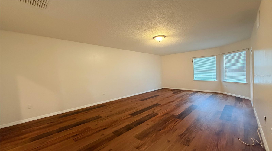 Davenport, Florida 33837, 5 Bedroom Bedrooms, ,4 Bathroombathrooms,Residential,For Sale,Miro,0,Mfro6445347